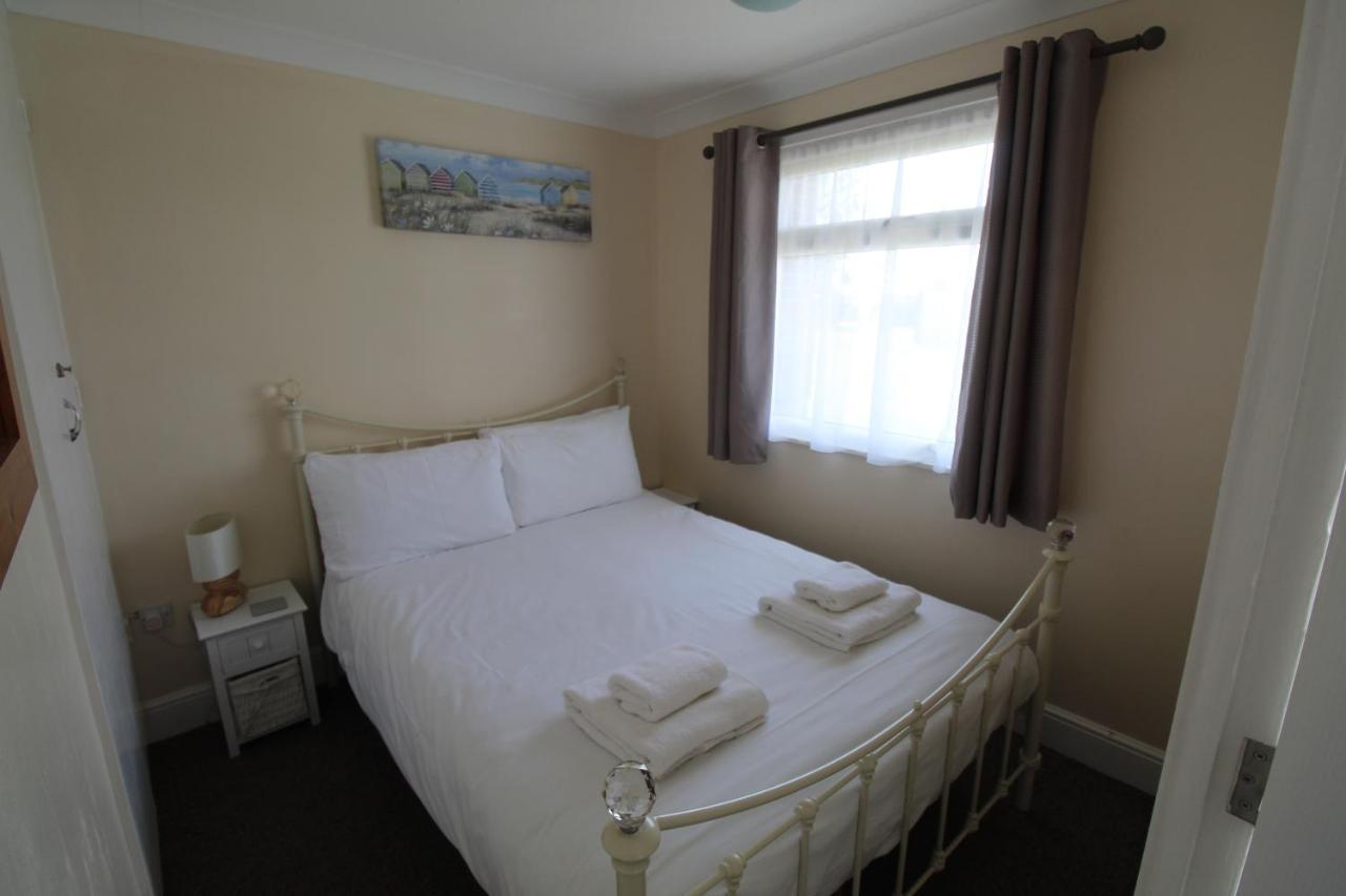 Relaxing Chalet On Popular California Sands Short Stroll To Beach, Nr Norfolk Broads & Great Yarmouth Scratby Esterno foto