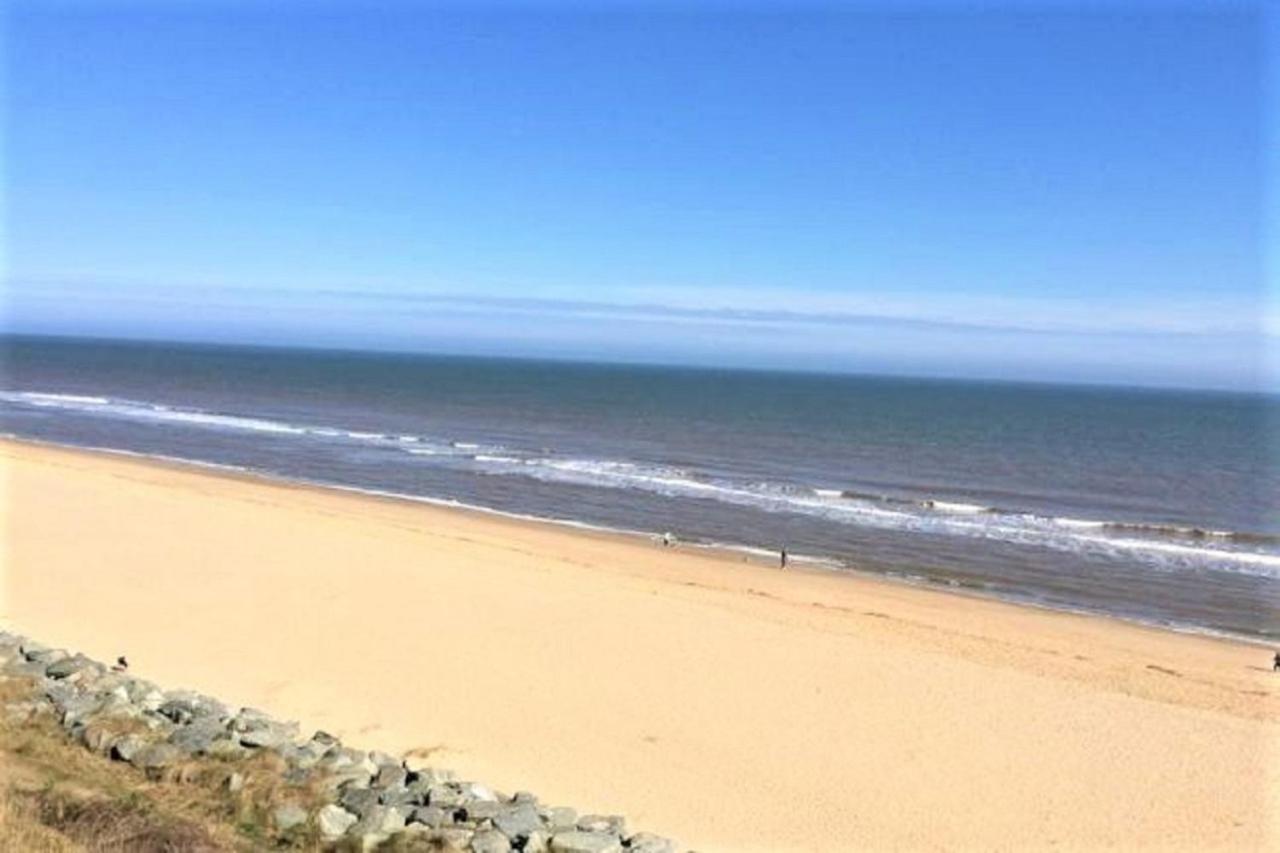Relaxing Chalet On Popular California Sands Short Stroll To Beach, Nr Norfolk Broads & Great Yarmouth Scratby Esterno foto