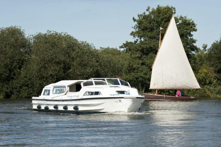 Relaxing Chalet On Popular California Sands Short Stroll To Beach, Nr Norfolk Broads & Great Yarmouth Scratby Esterno foto